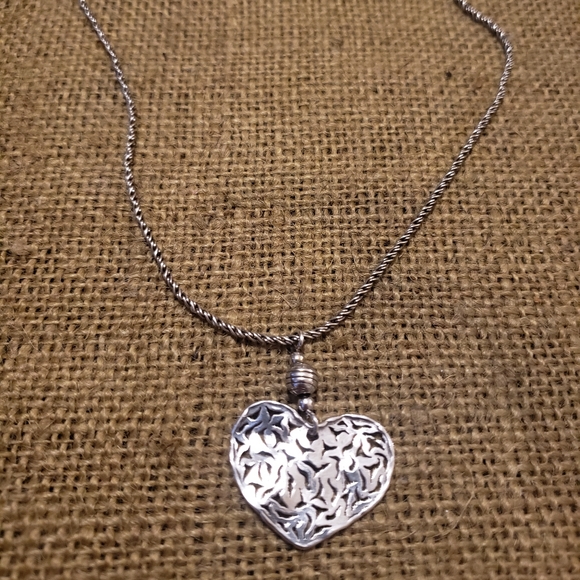 Silpada heart necklace - Picture 4 of 8